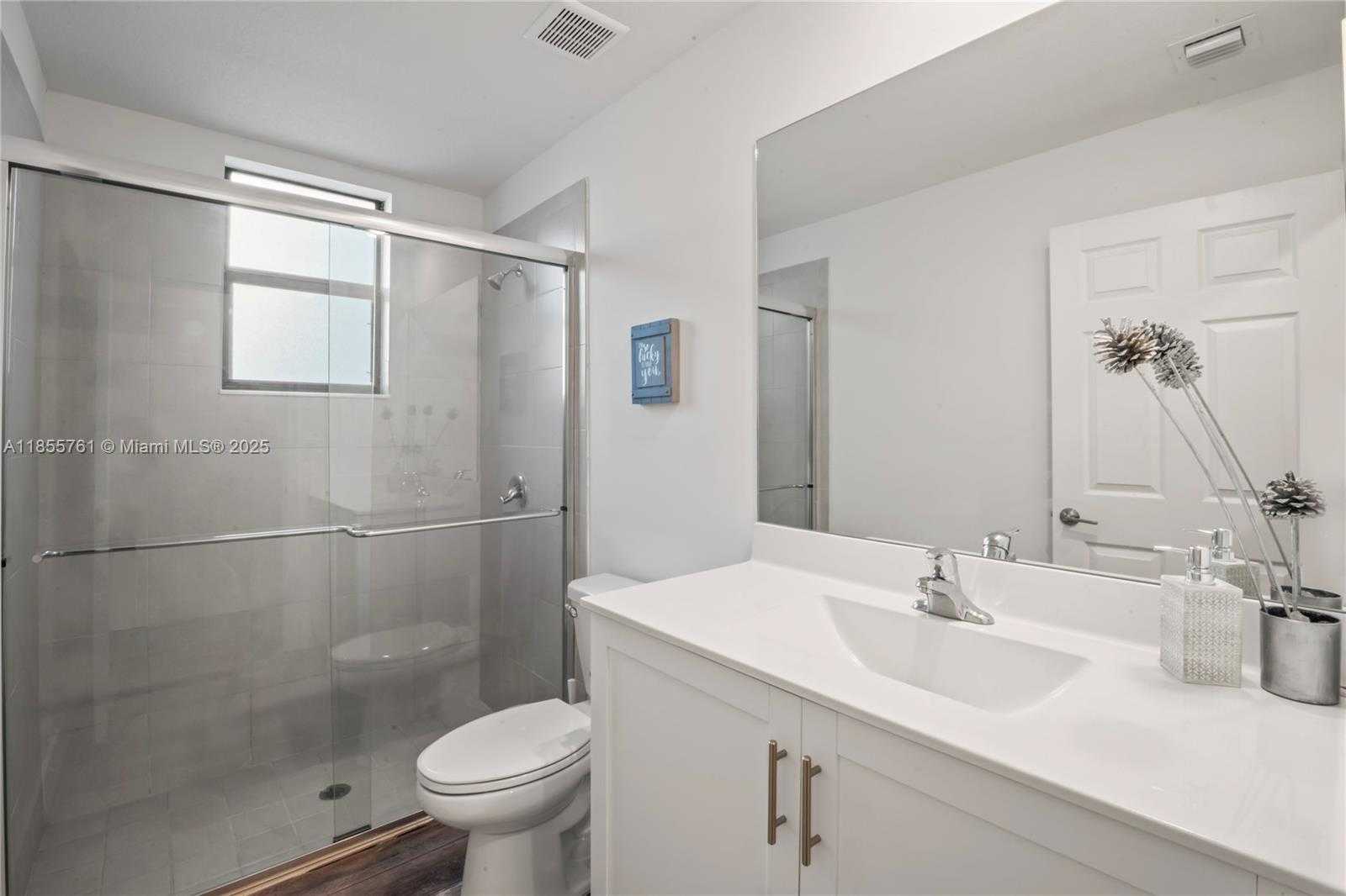 Small Image of 3471 WEST 110TH ST, Hialeah Number 18