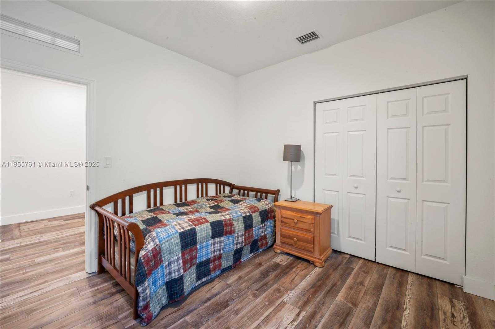 Small Image of 3471 WEST 110TH ST, Hialeah Number 29