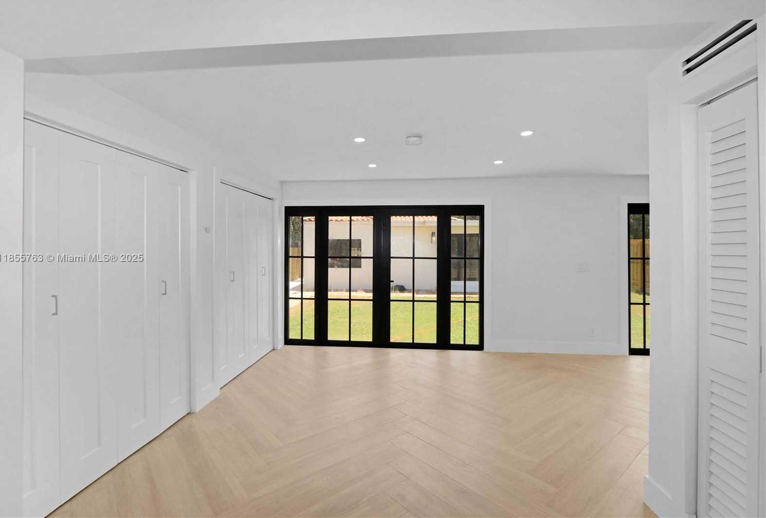 Small Image of 3153 ROYAL PALM AVE, Miami Beach Number 13