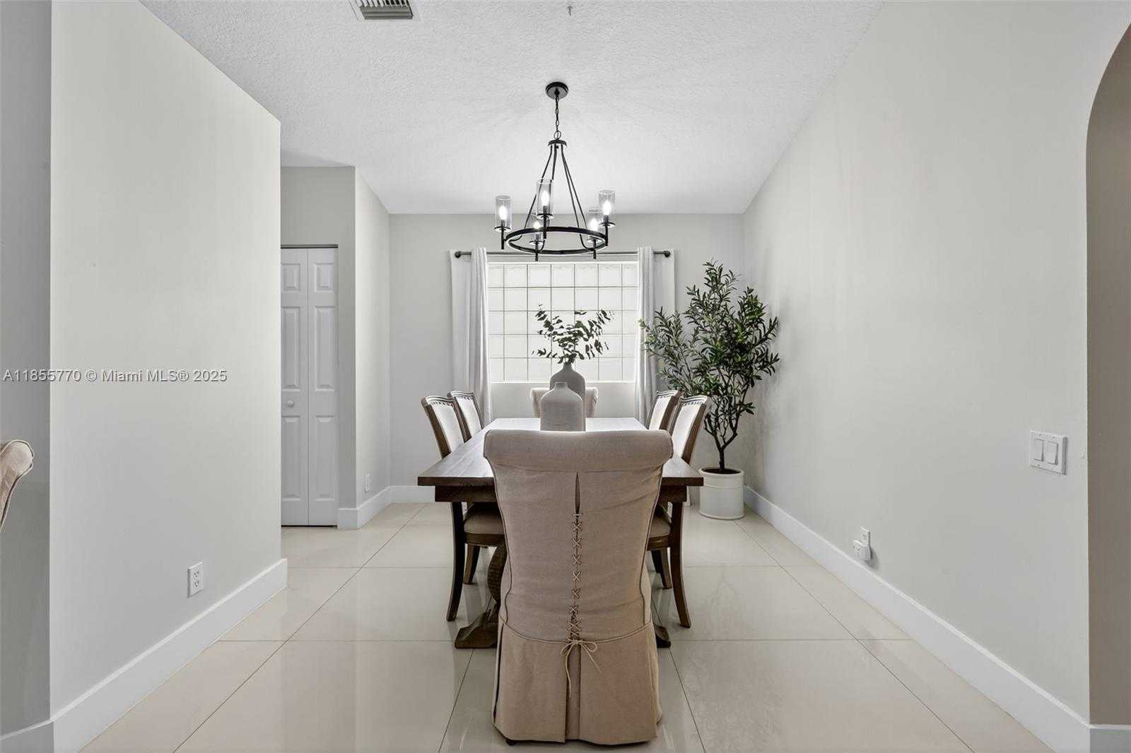Small Image of Boynton Beach Number 17