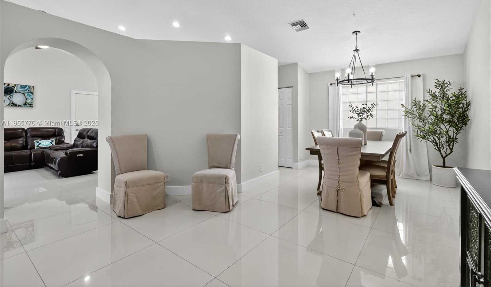 Small Image of Boynton Beach Number 19