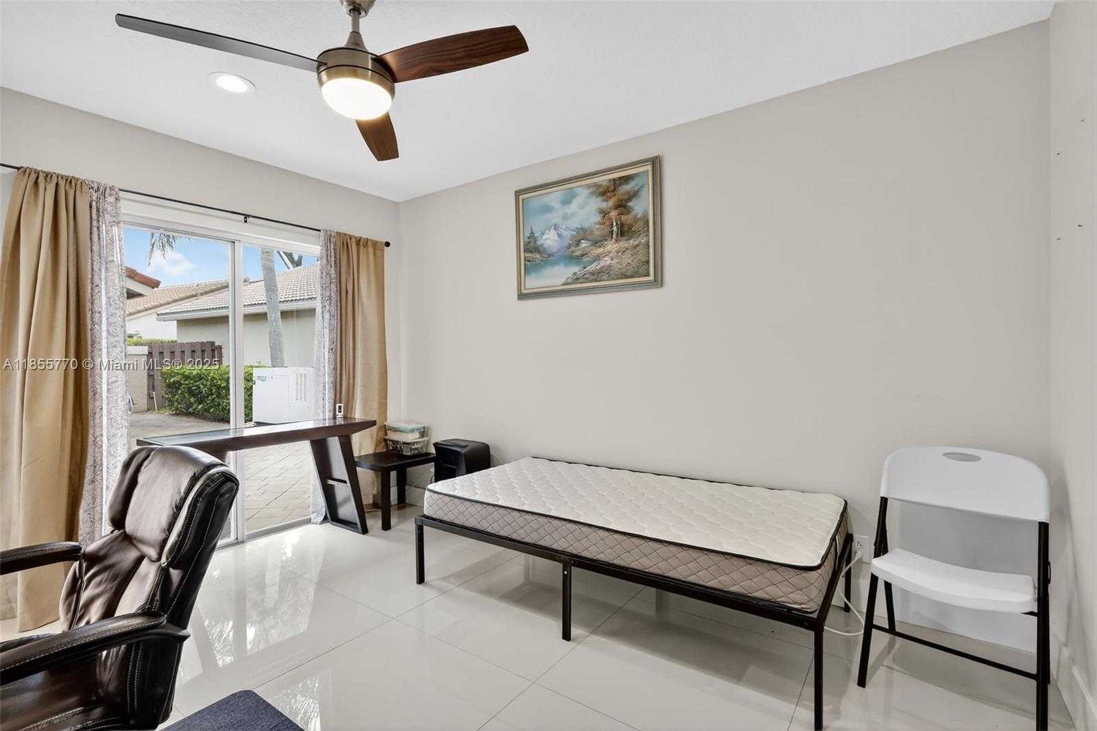Small Image of Boynton Beach Number 38