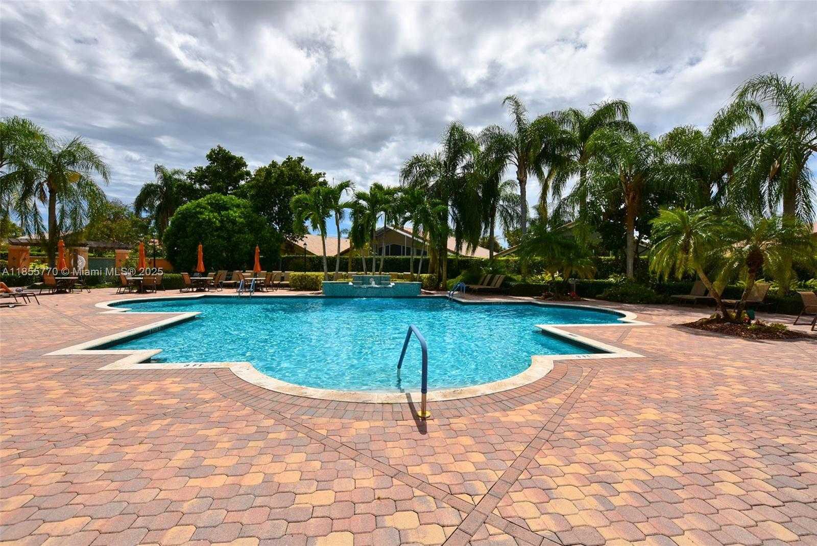 Small Image of Boynton Beach Number 67