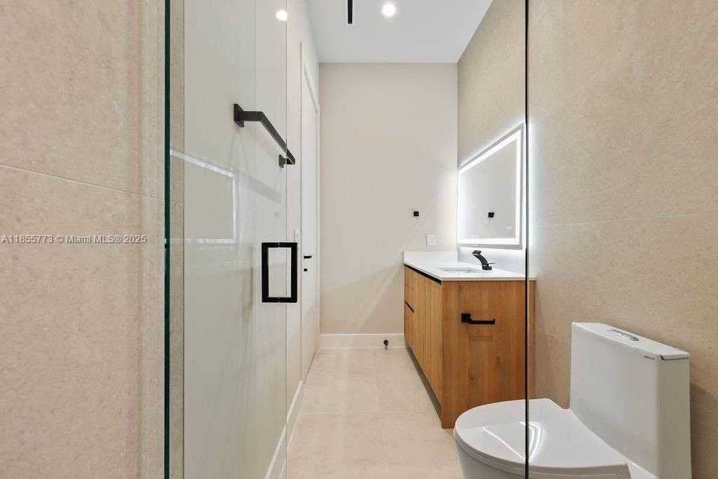 Small Image of 810 NORTH EAST 17TH, Fort Lauderdale Number 19