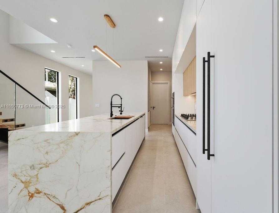 Small Image of 810 NORTH EAST 17TH, Fort Lauderdale Number 40
