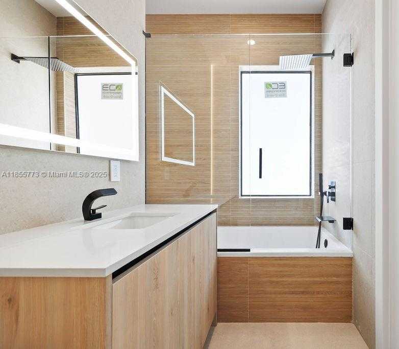 Small Image of 810 NORTH EAST 17TH, Fort Lauderdale Number 41