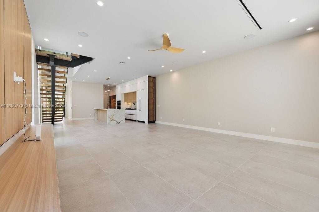 Small Image of 810 NORTH EAST 17TH, Fort Lauderdale Number 46