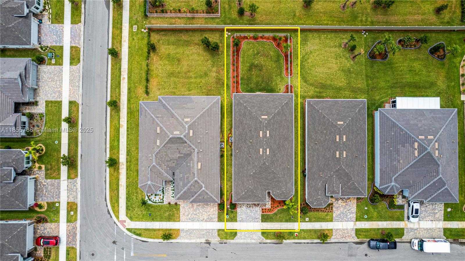 Small Image of 13133 SOUTH WEST SMALT LN, Port St. Lucie Number 33