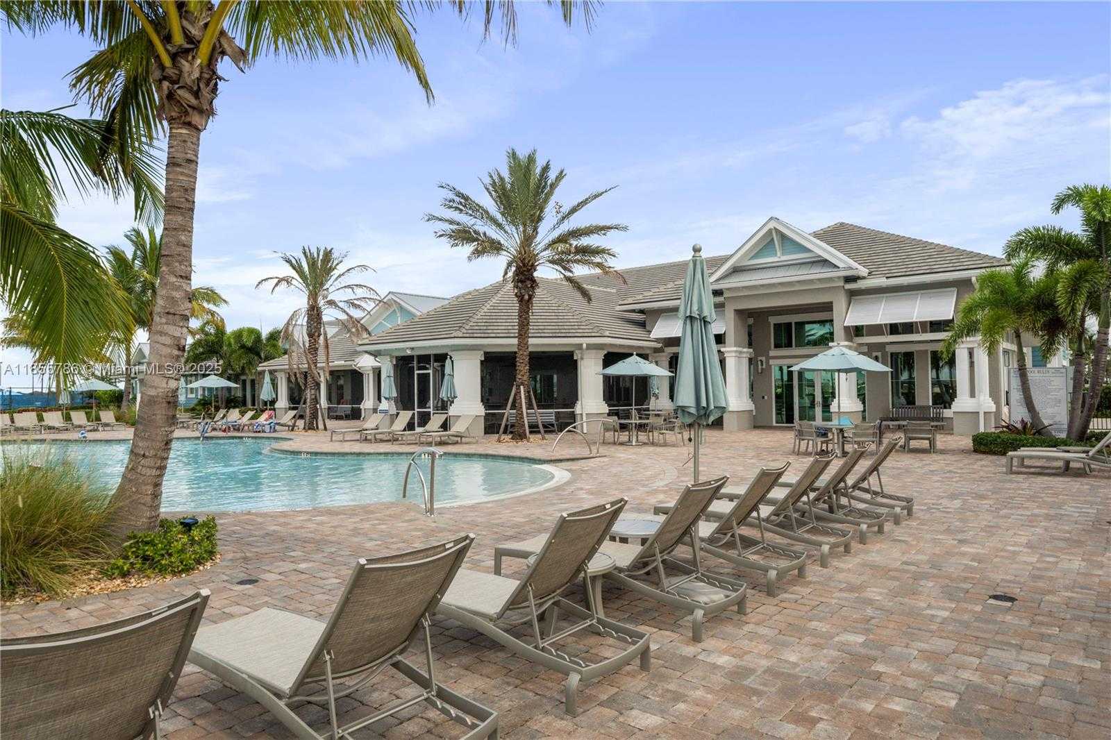 Small Image of 13133 SOUTH WEST SMALT LN, Port St. Lucie Number 41