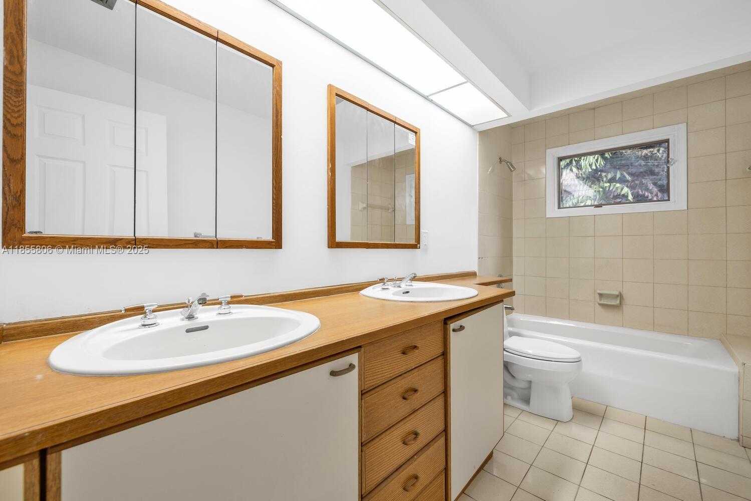 Small Image of 2171 SOUTH WEST 117TH TER, Davie Number 35