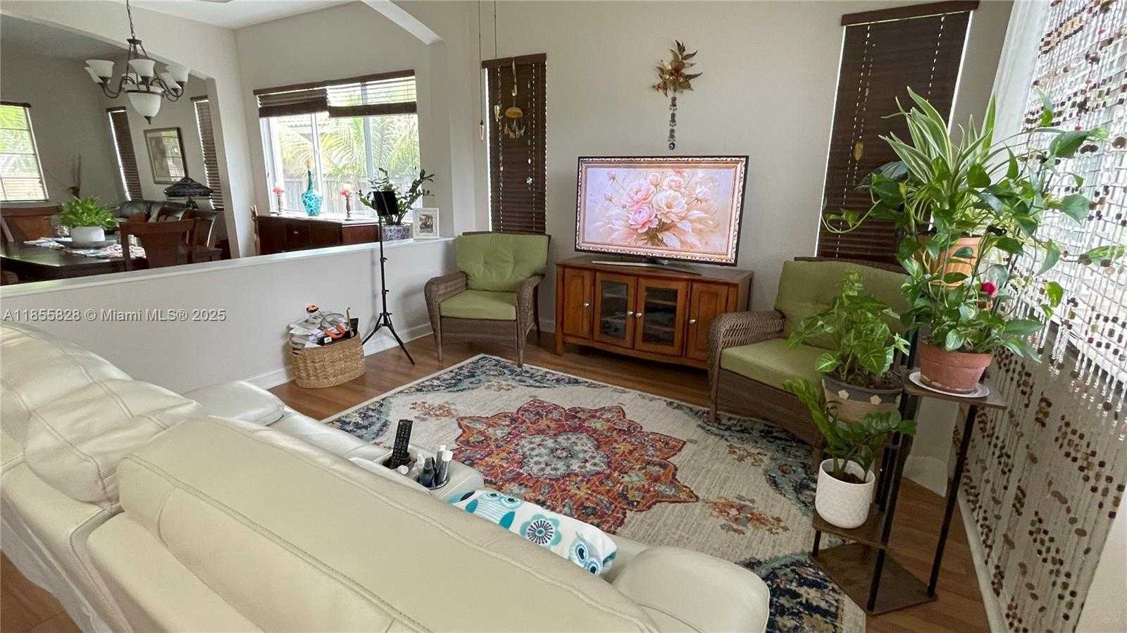 Small Image of 9506 SOUTH WEST 220TH LN, Cutler Bay Number 10