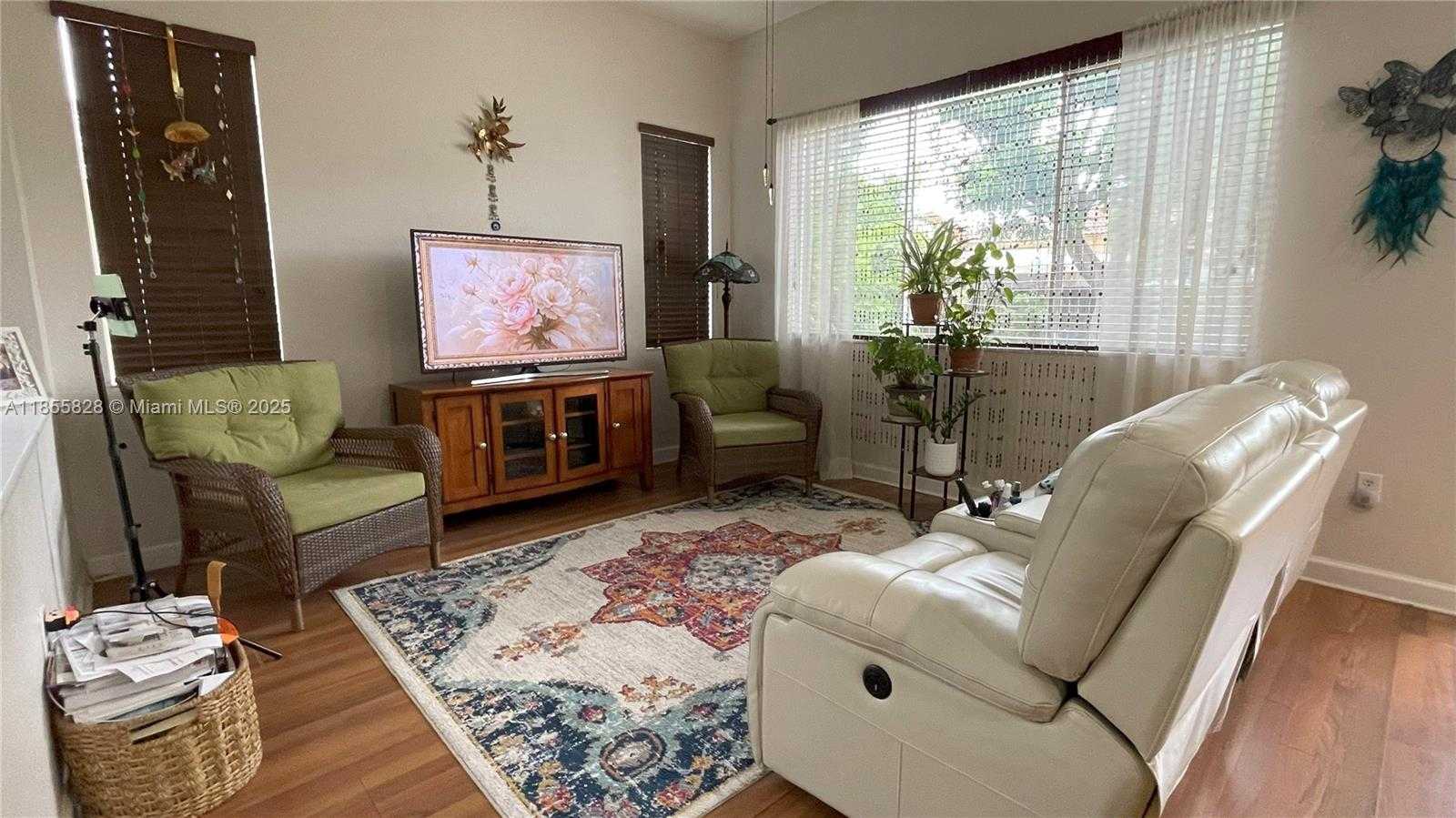 Small Image of 9506 SOUTH WEST 220TH LN, Cutler Bay Number 11