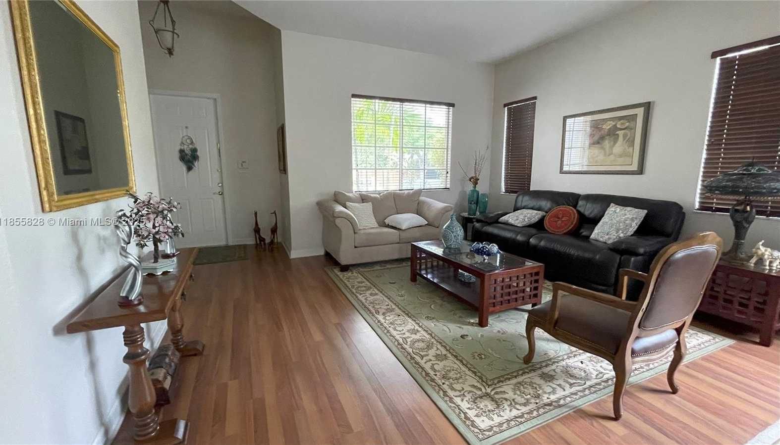 Small Image of 9506 SOUTH WEST 220TH LN, Cutler Bay Number 13