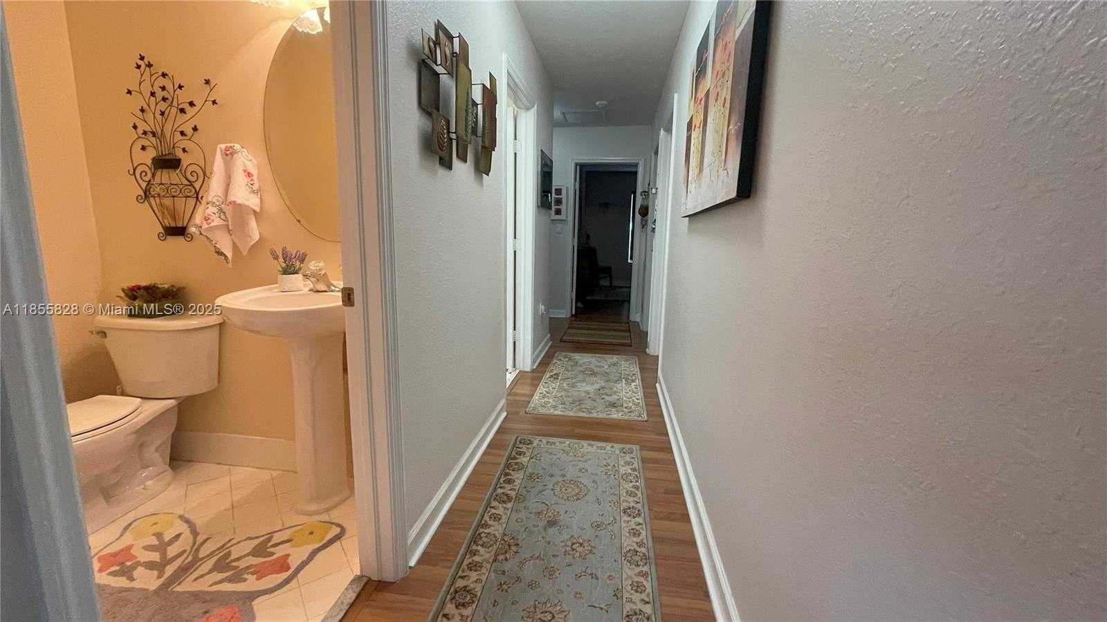 Small Image of 9506 SOUTH WEST 220TH LN, Cutler Bay Number 19