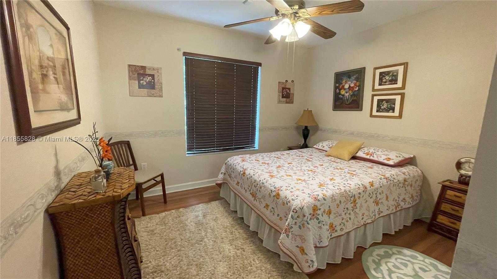Small Image of 9506 SOUTH WEST 220TH LN, Cutler Bay Number 24