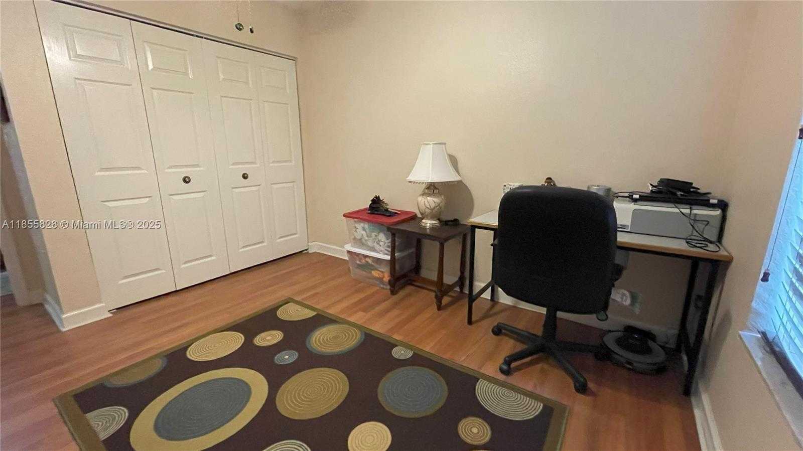 Small Image of 9506 SOUTH WEST 220TH LN, Cutler Bay Number 27