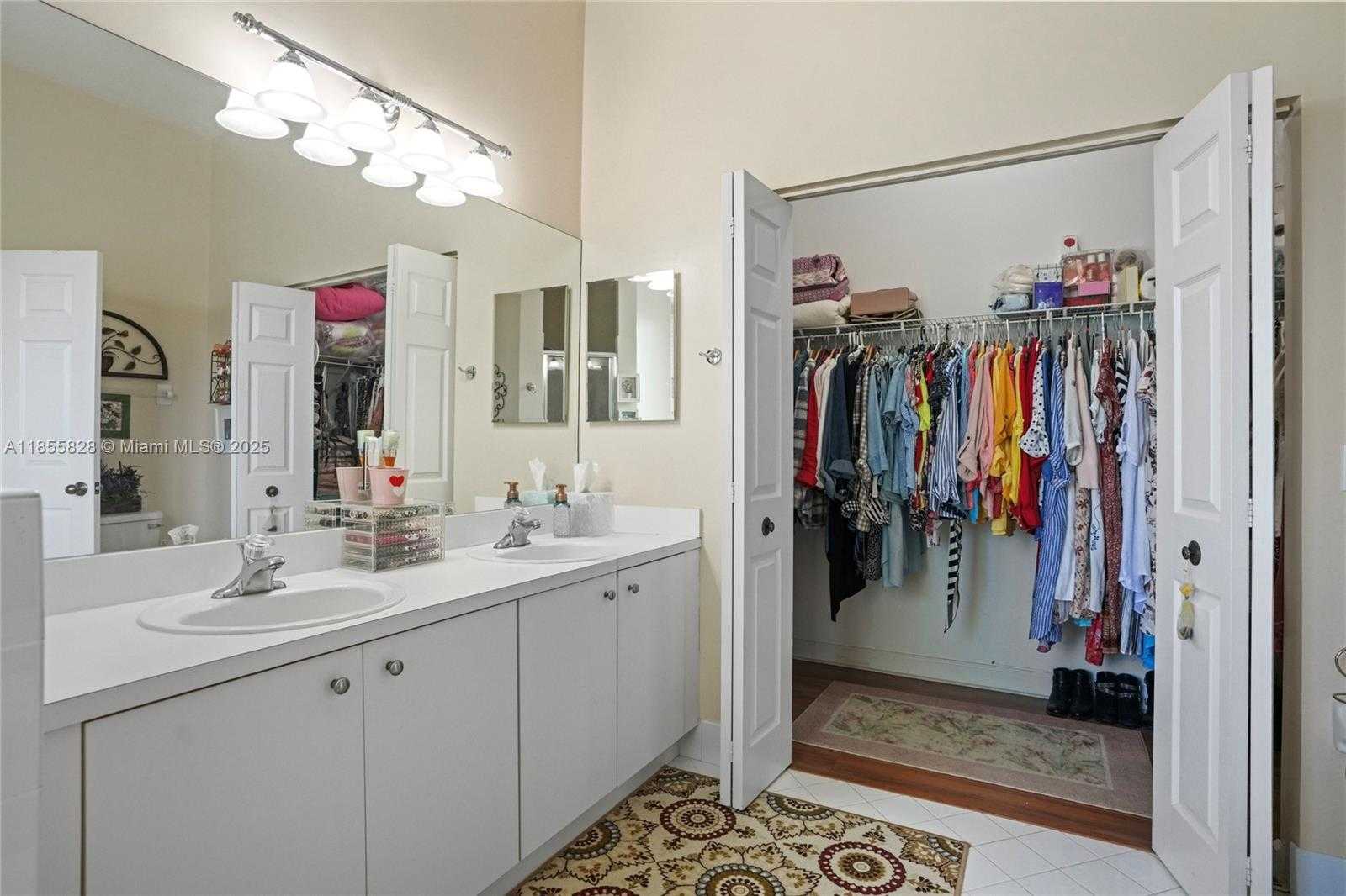 Small Image of 9506 SOUTH WEST 220TH LN, Cutler Bay Number 43