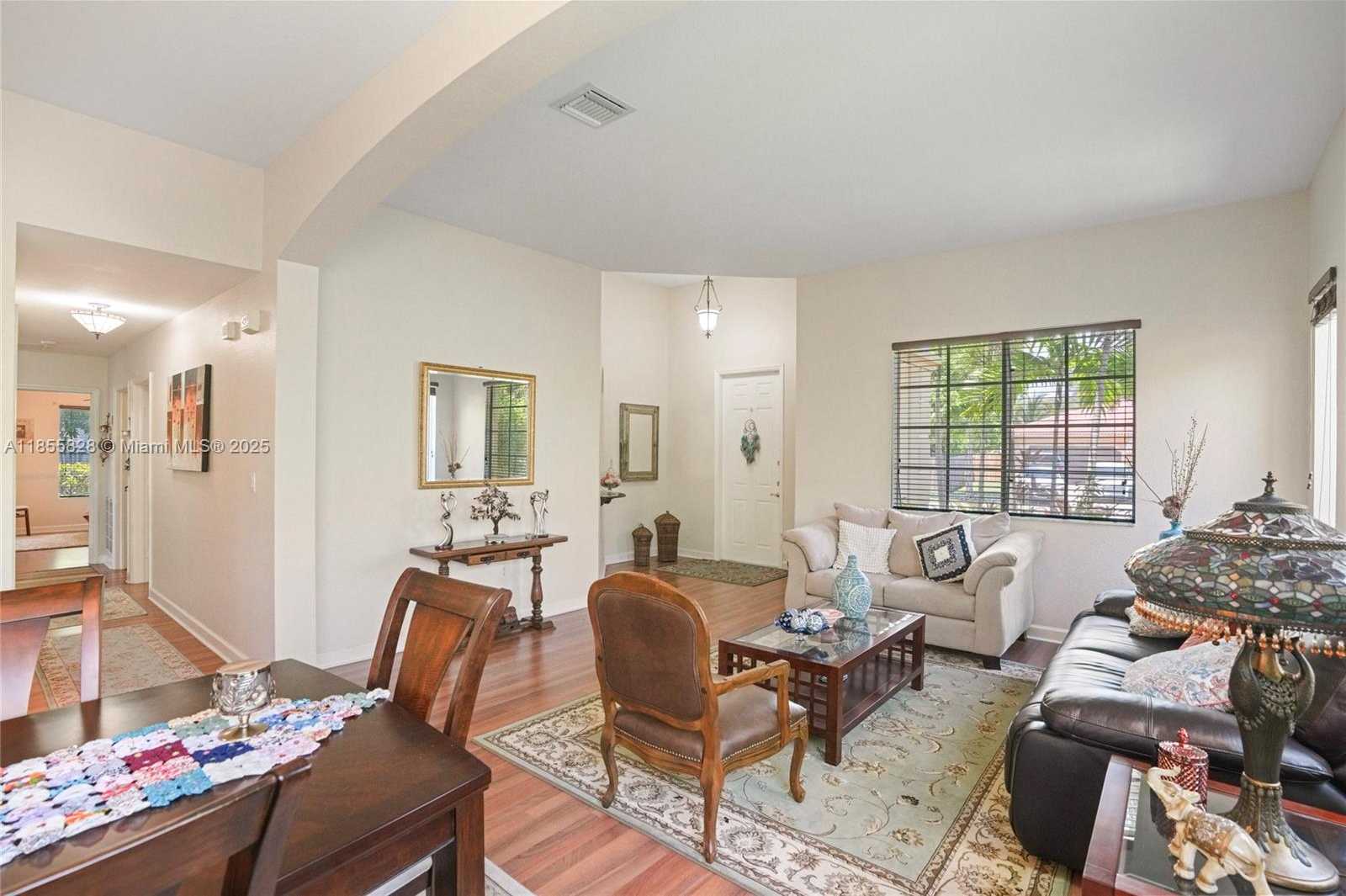 Small Image of 9506 SOUTH WEST 220TH LN, Cutler Bay Number 45