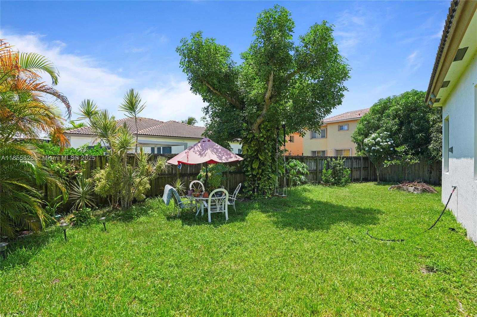 Small Image of 9506 SOUTH WEST 220TH LN, Cutler Bay Number 49