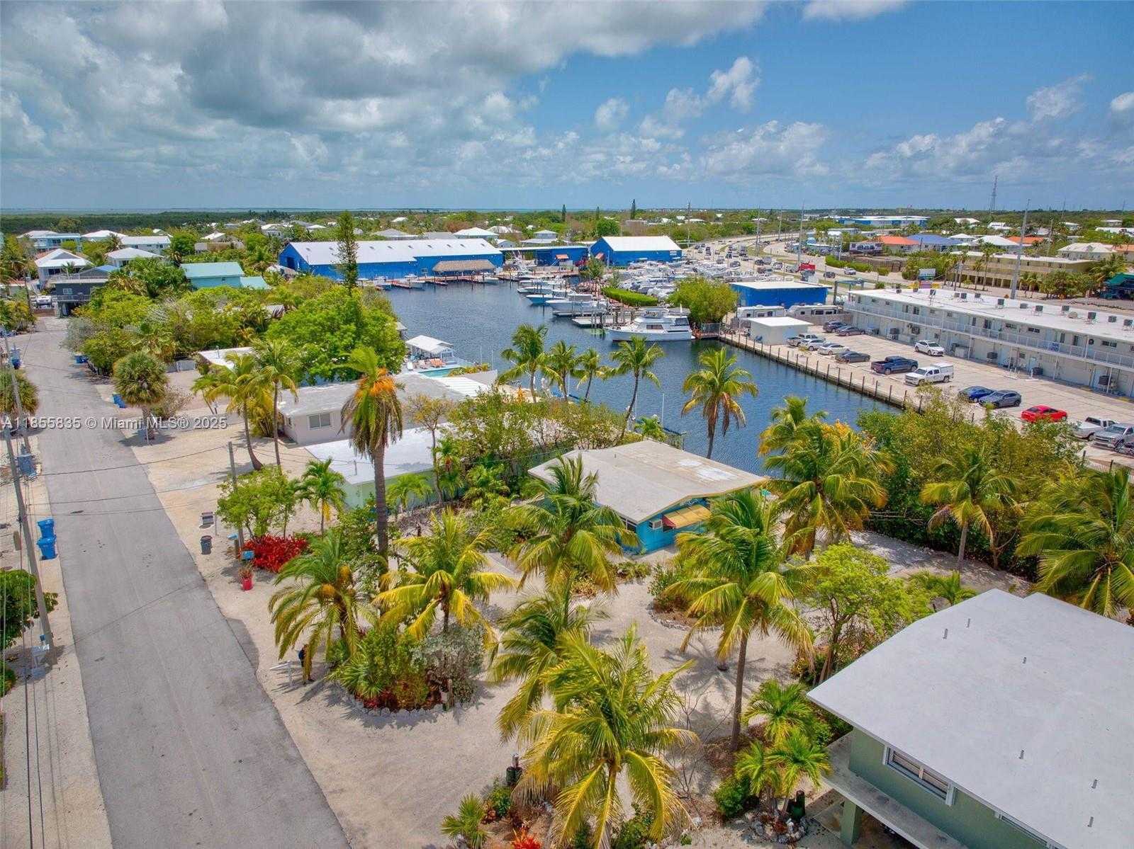 Small Image of 140 GARDENIA ST, Plantation Key Number 35