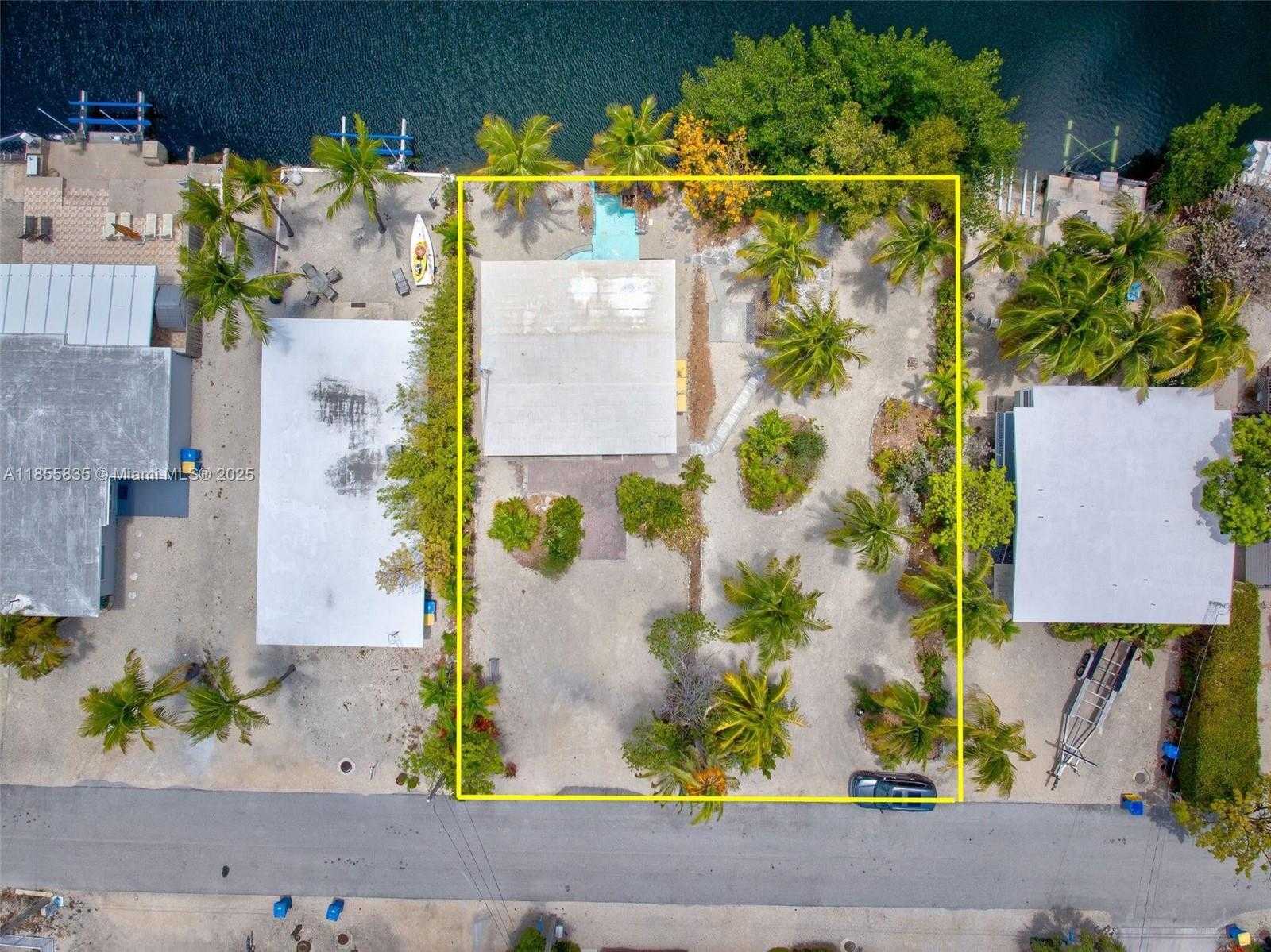 Small Image of 140 GARDENIA ST, Plantation Key Number 39