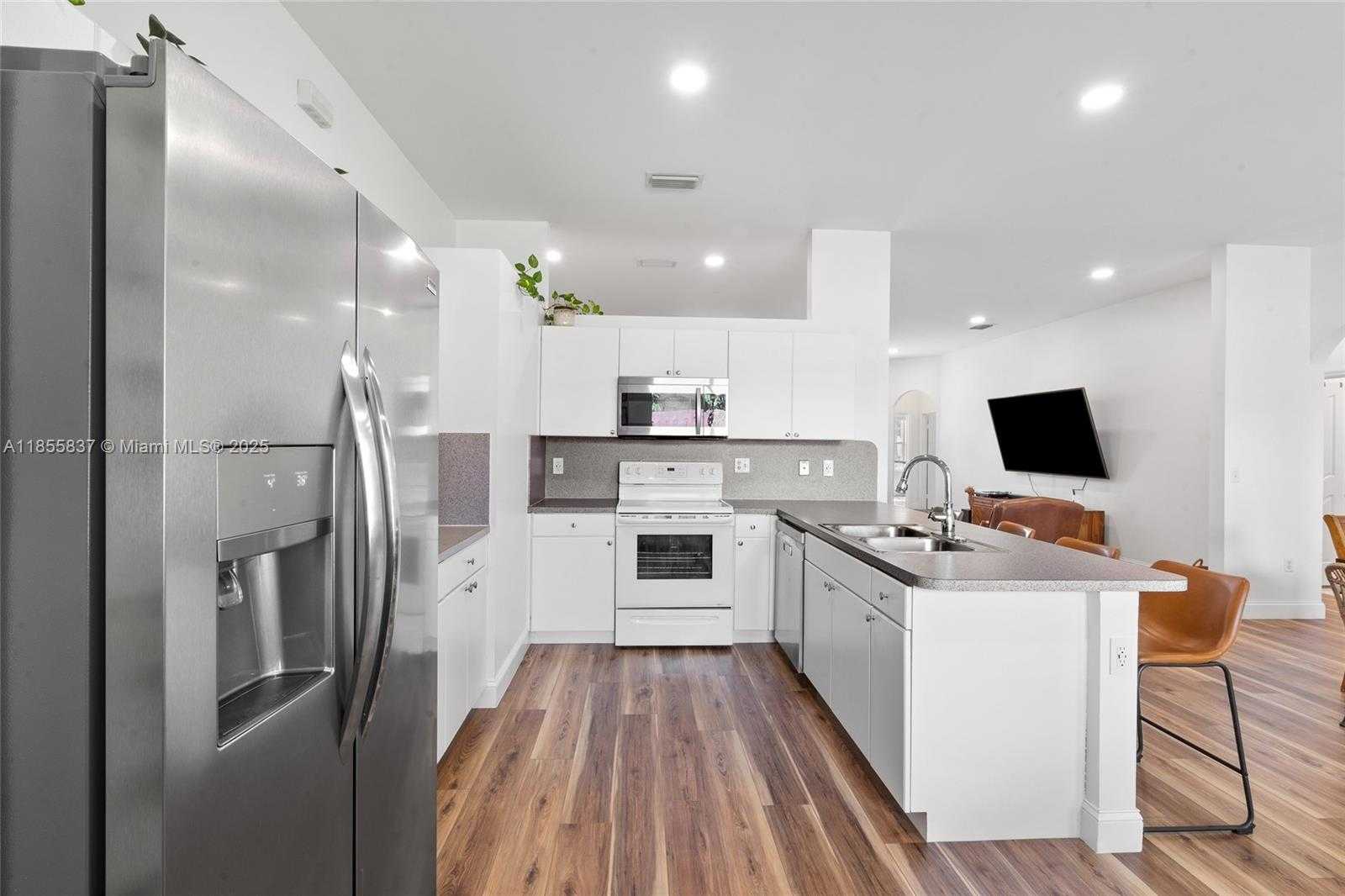 Small Image of 2630 DUNWOODIE PL, Homestead Number 18