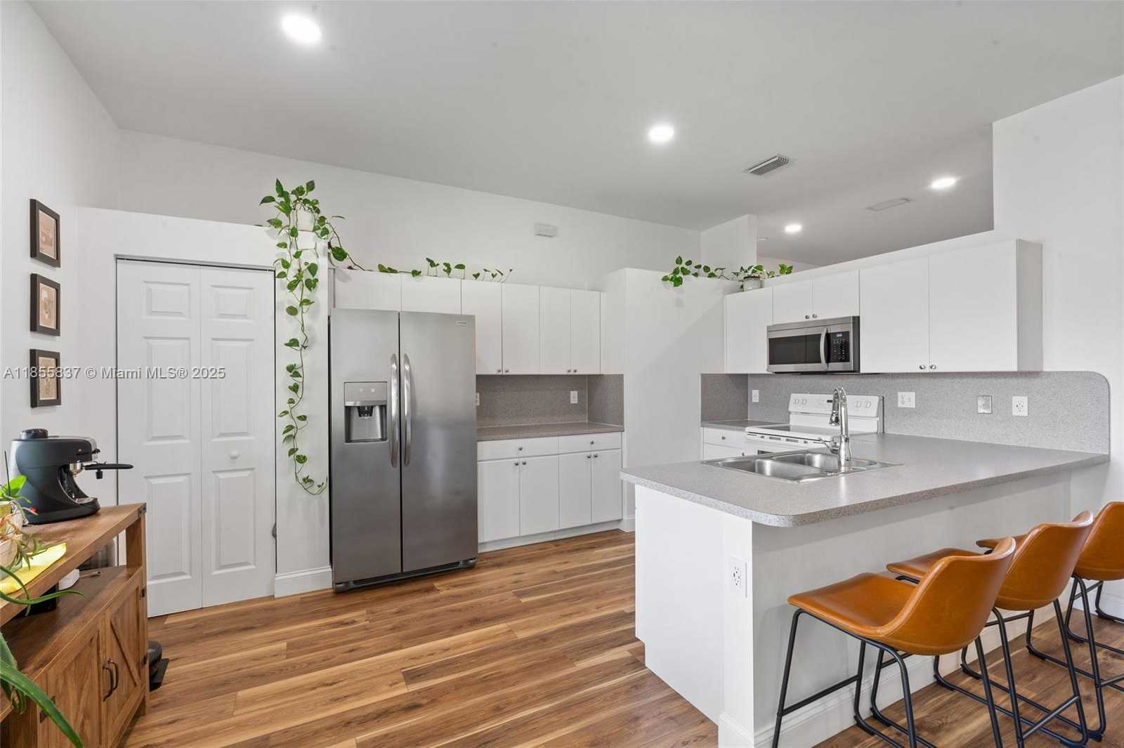 Small Image of 2630 DUNWOODIE PL, Homestead Number 22