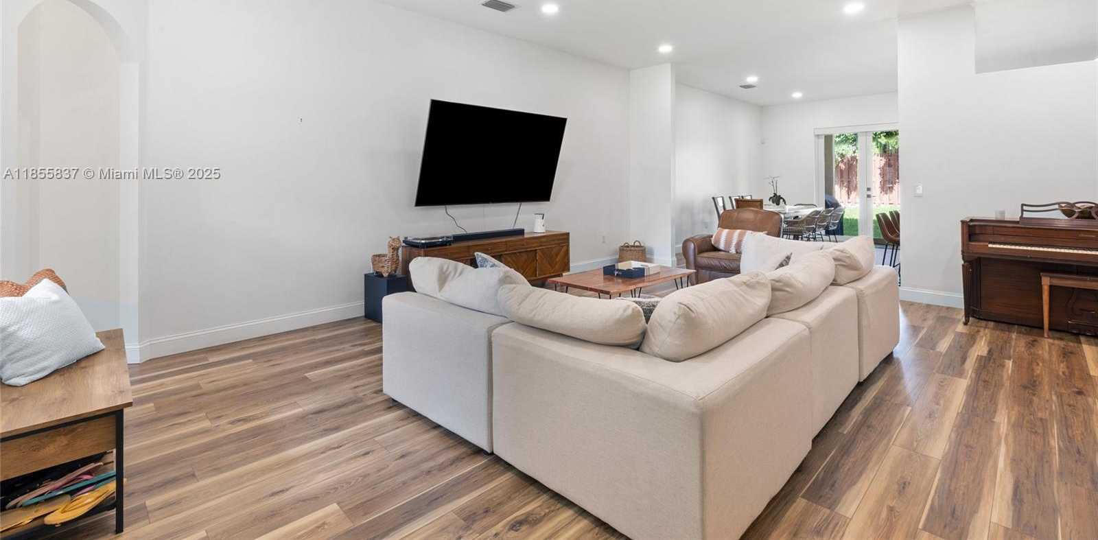 Small Image of 2630 DUNWOODIE PL, Homestead Number 7