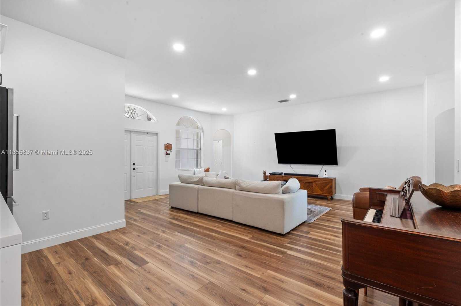 Small Image of 2630 DUNWOODIE PL, Homestead Number 9