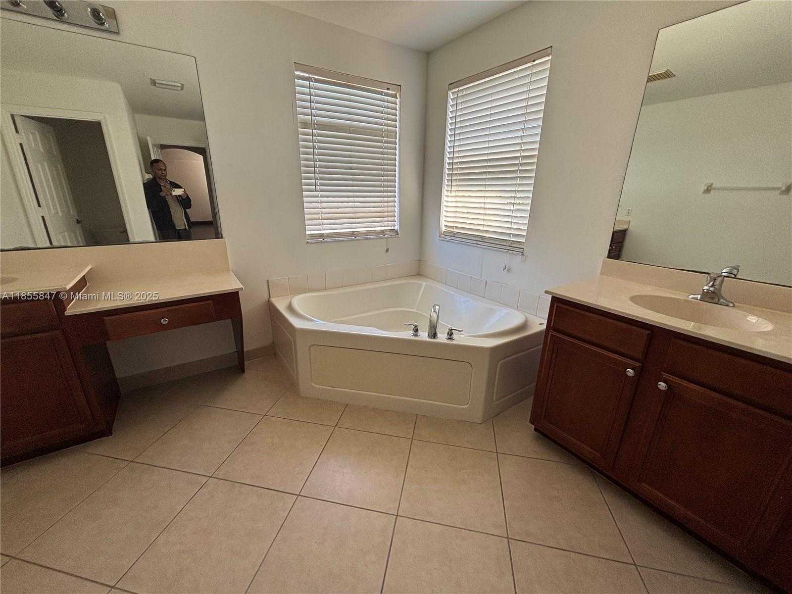 Small Image of 3946 WEST WHITEWATER AVE, Weston Number 26