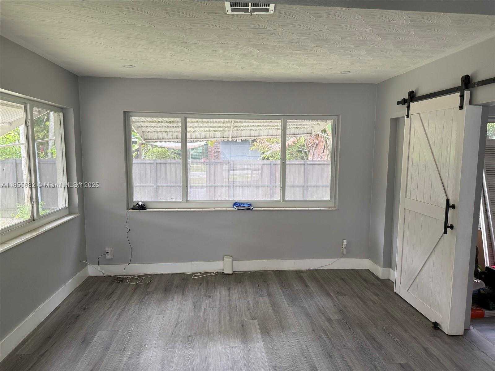 Small Image of 3301 SOUTH WEST 20TH CT, Fort Lauderdale Number 10