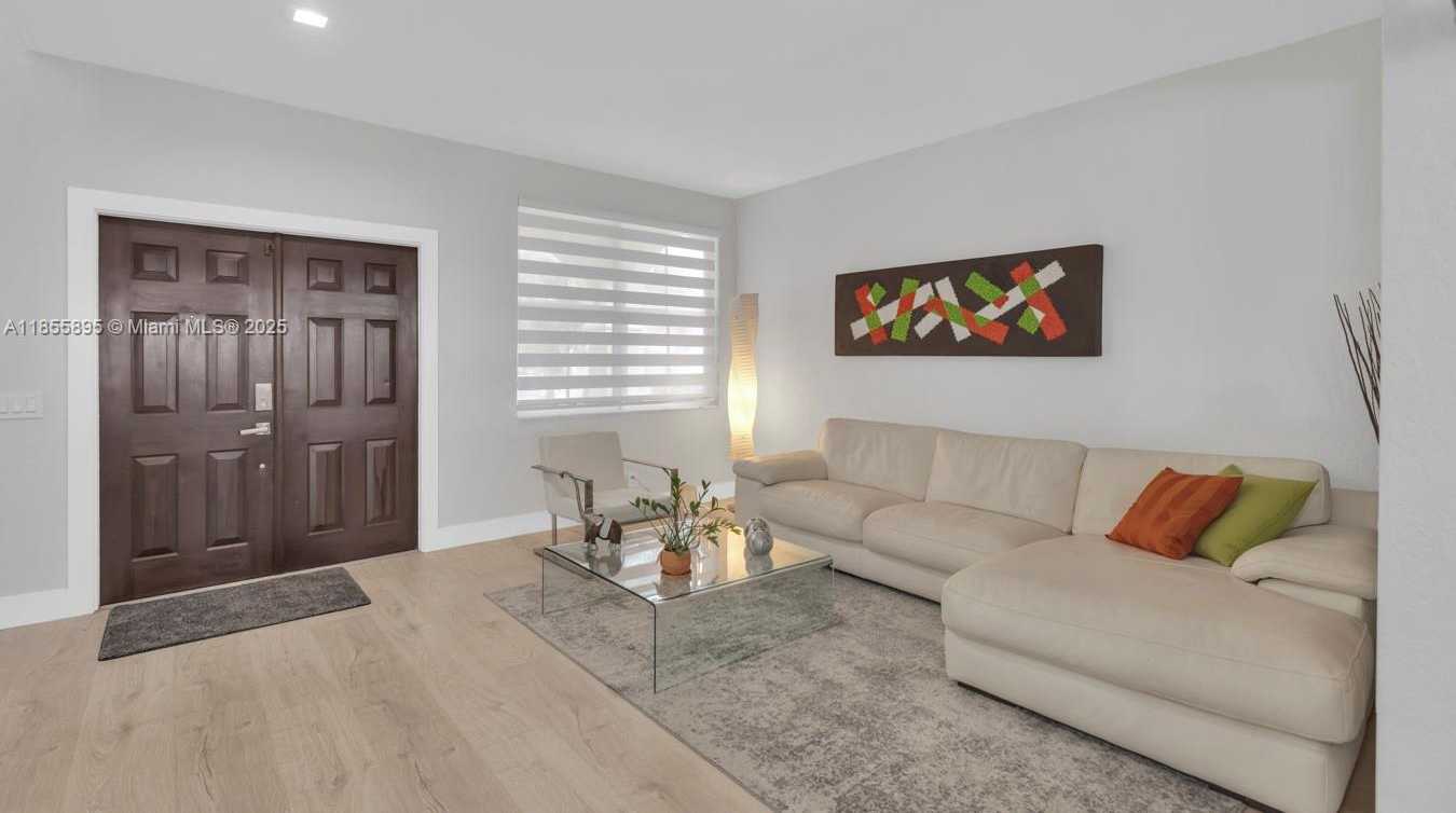 Small Image of 1012 TUPELO WAY, Weston Number 10