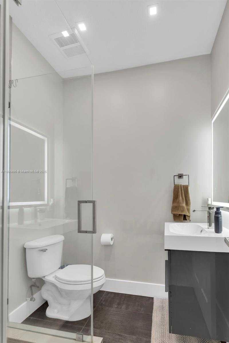 Small Image of 1012 TUPELO WAY, Weston Number 20
