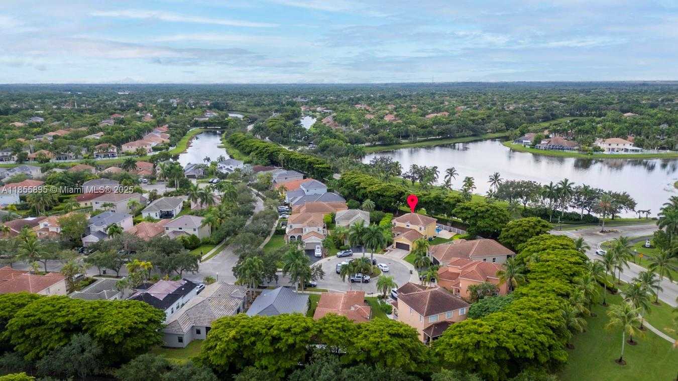 Small Image of 1012 TUPELO WAY, Weston Number 4