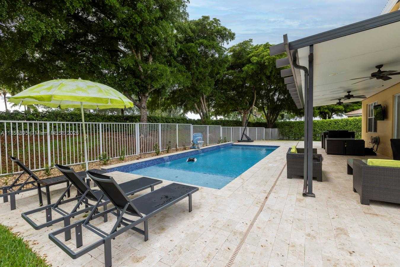 Small Image of 1012 TUPELO WAY, Weston Number 42