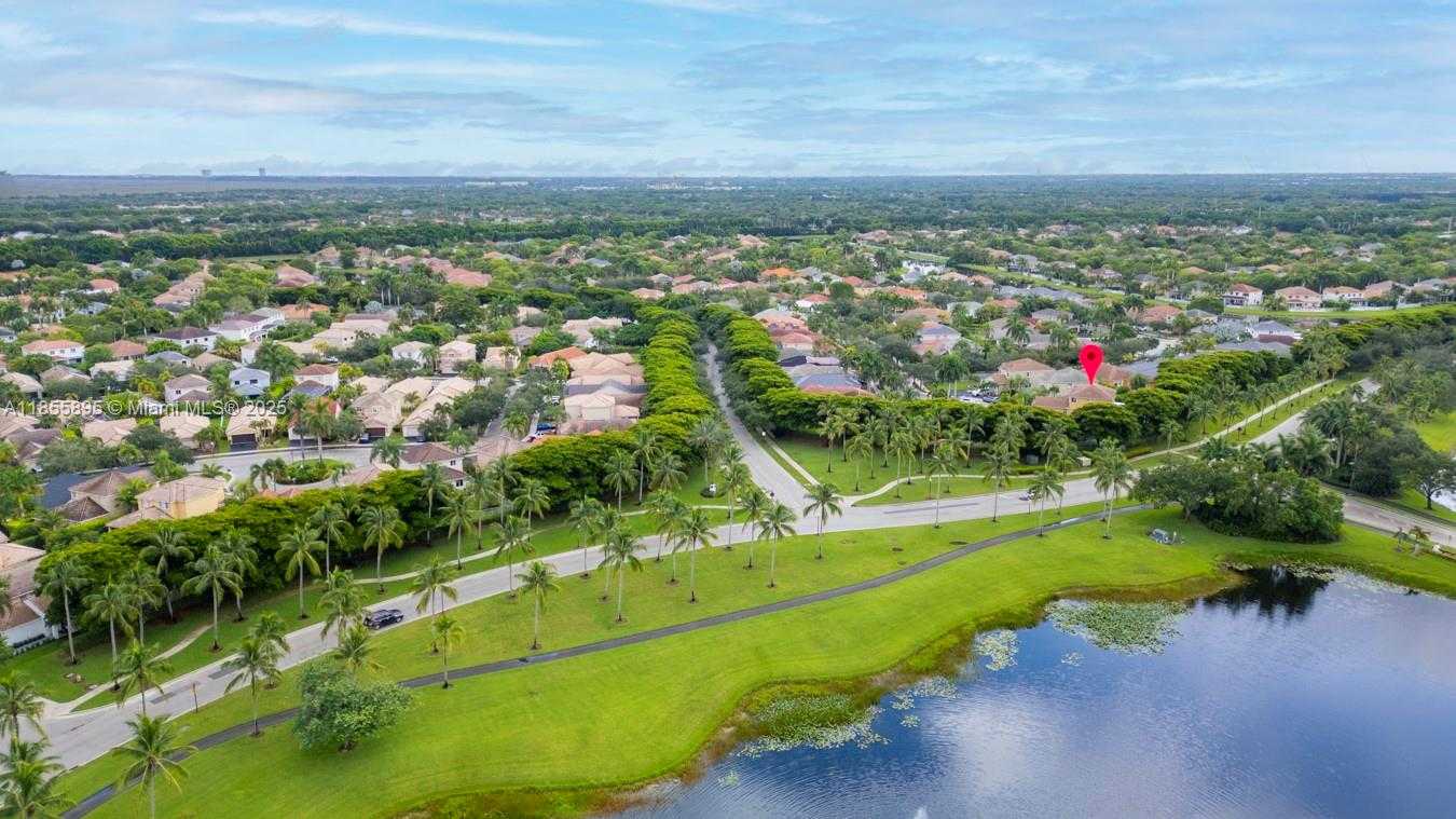 Small Image of 1012 TUPELO WAY, Weston Number 48