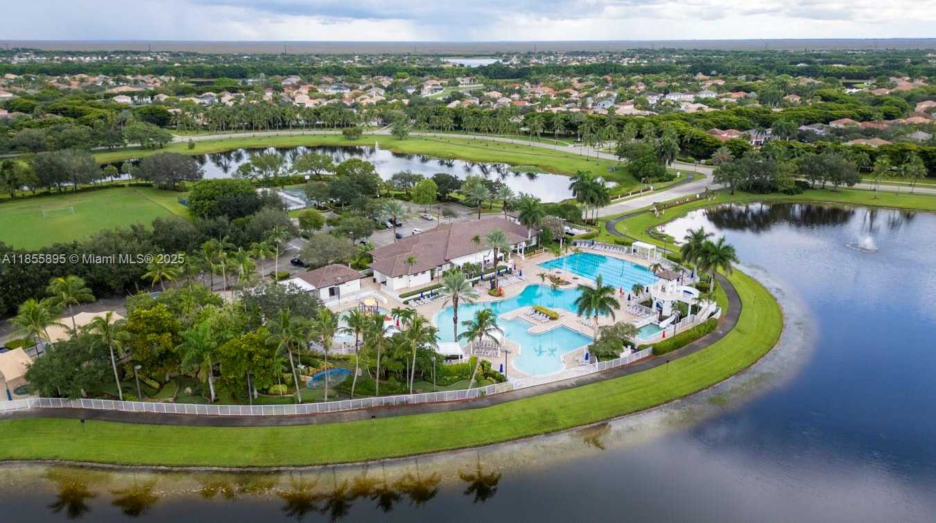 Small Image of 1012 TUPELO WAY, Weston Number 51