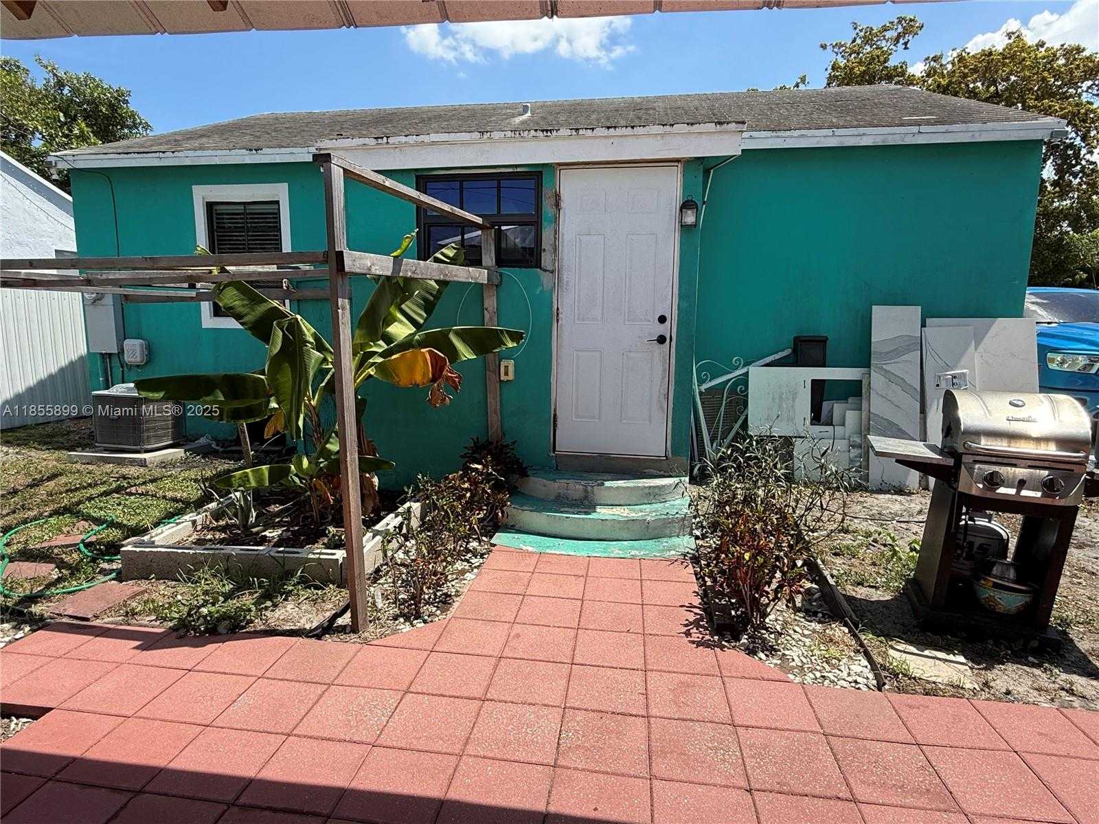 Small Image of 733 45TH ST, West Palm Beach Number 23