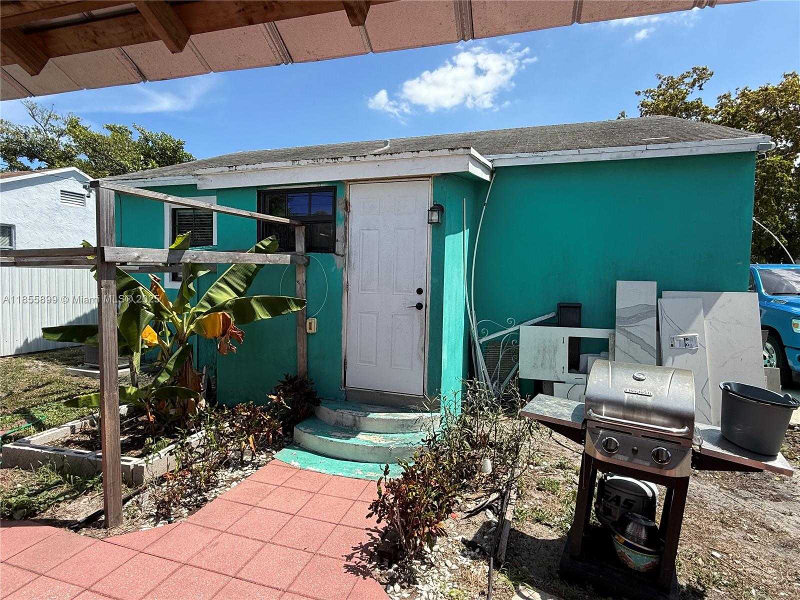 Small Image of 733 45TH ST, West Palm Beach Number 24