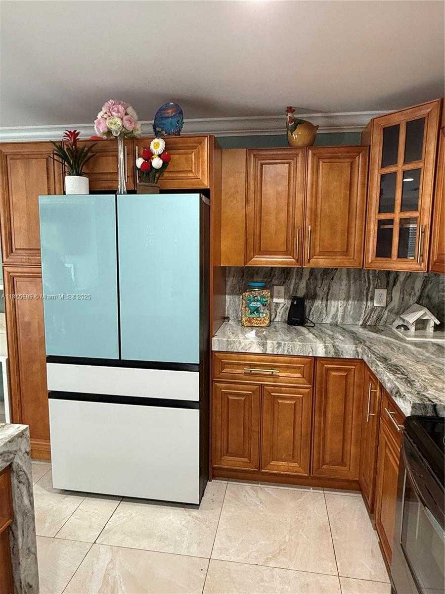 Small Image of 733 45TH ST, West Palm Beach Number 30