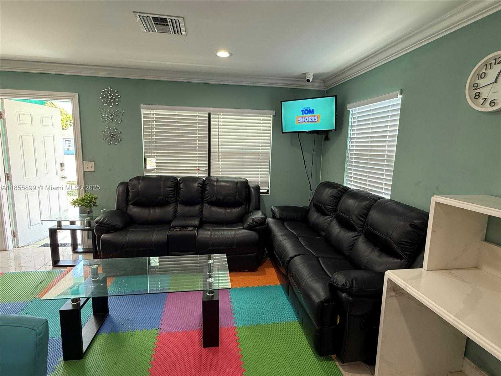 Small Image of 733 45TH ST, West Palm Beach Number 38