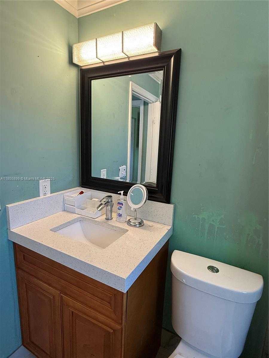 Small Image of 733 45TH ST, West Palm Beach Number 45