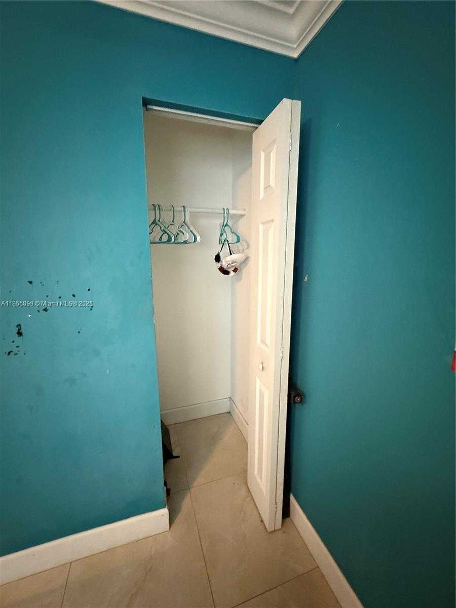 Small Image of 733 45TH ST, West Palm Beach Number 57