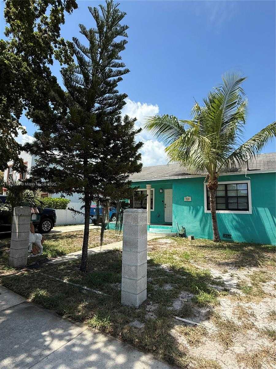 Small Image of 733 45TH ST, West Palm Beach Number 6