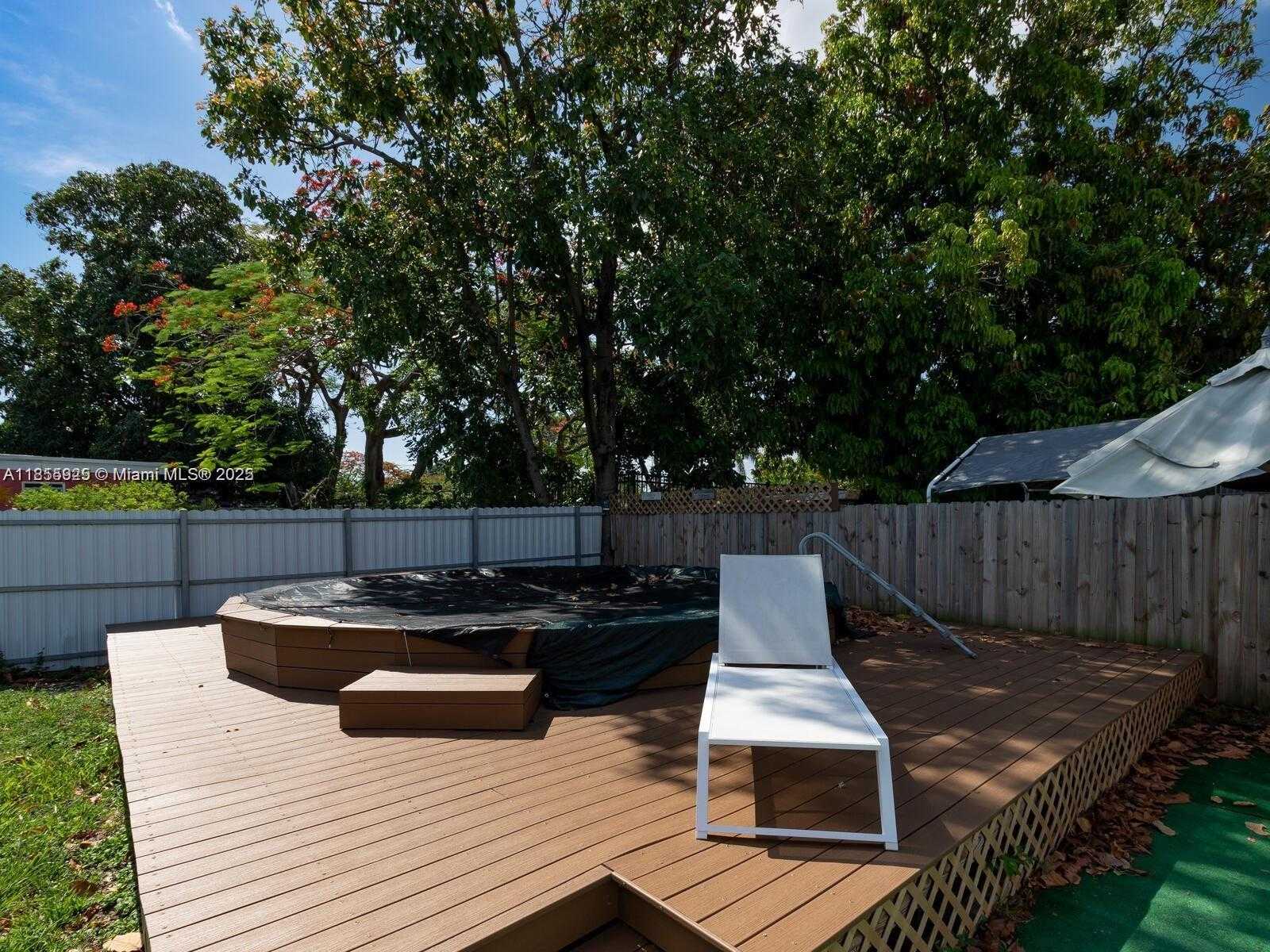 Small Image of 860 NORTH WEST 118TH ST, Miami Number 13