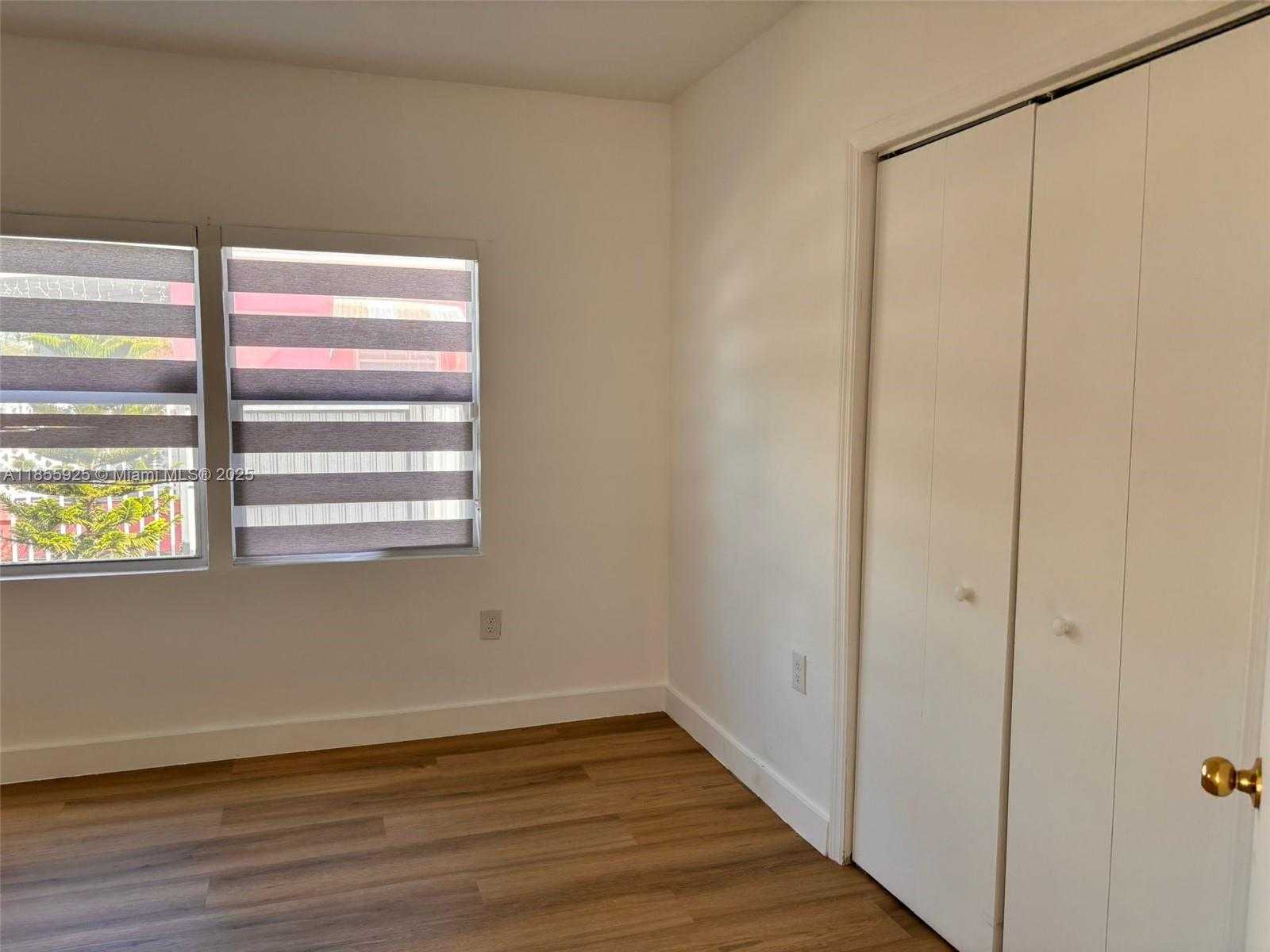 Small Image of 860 NORTH WEST 118TH ST, Miami Number 5