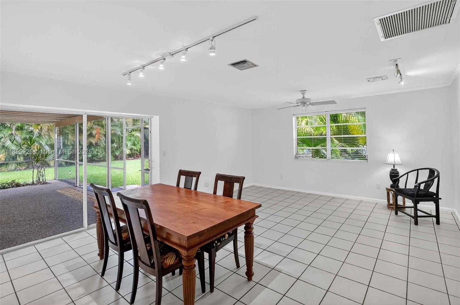Small Image of 8820 SOUTH WEST 150TH ST, Palmetto Bay Number 16
