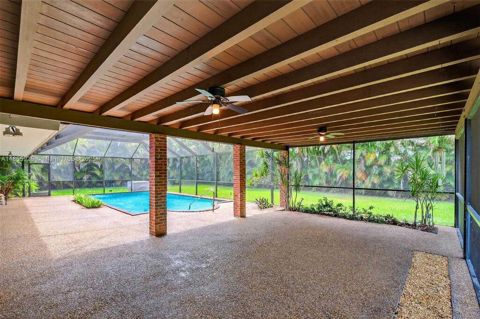 Small Image of 8820 SOUTH WEST 150TH ST, Palmetto Bay Number 33