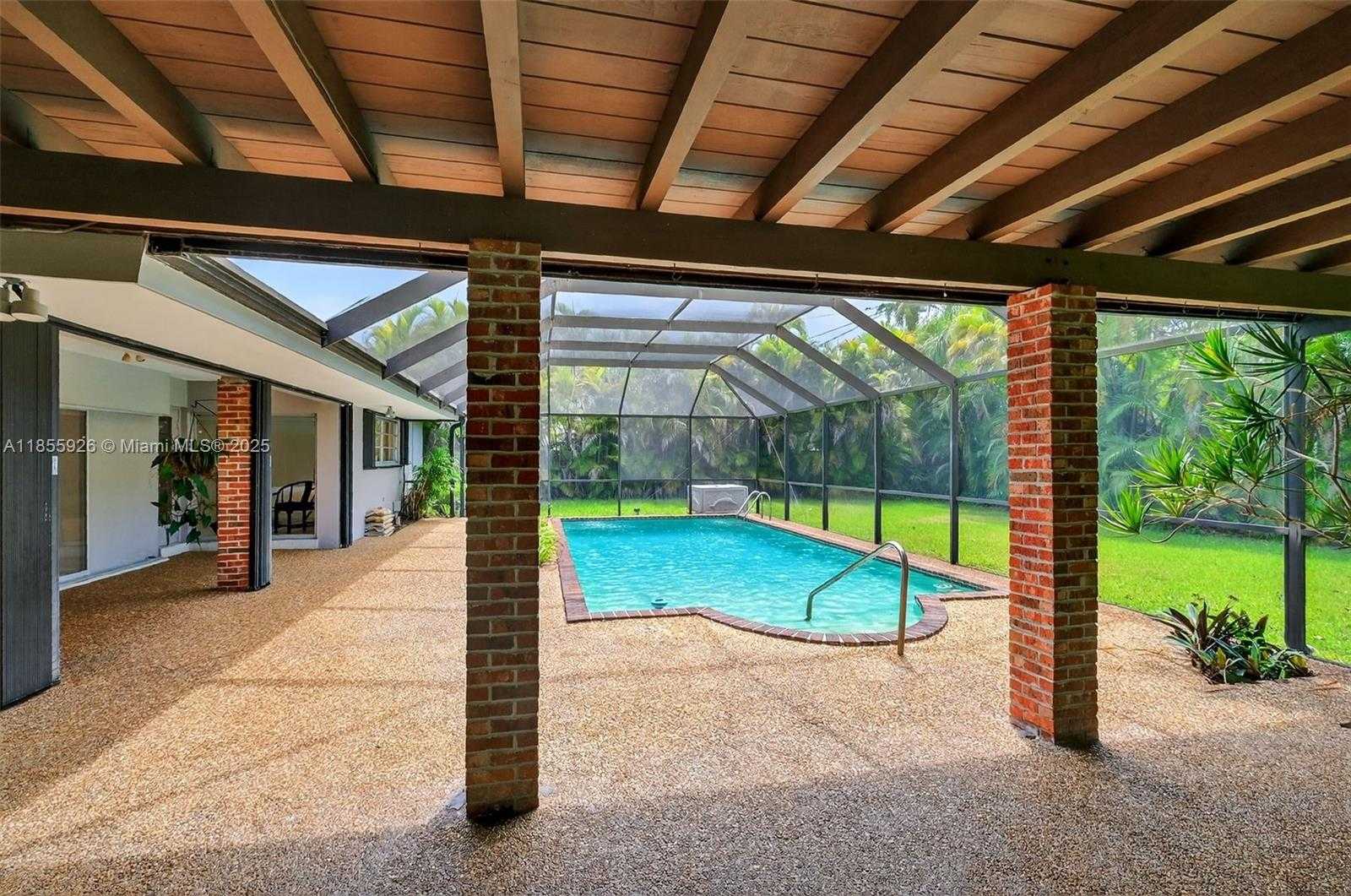 Small Image of 8820 SOUTH WEST 150TH ST, Palmetto Bay Number 34