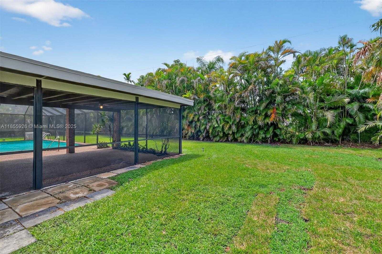 Small Image of 8820 SOUTH WEST 150TH ST, Palmetto Bay Number 39